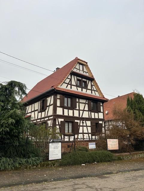 Rénovation et isolation de toiture sur maison alsacienne à Schoenenbourg